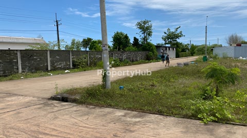 ដីលក់នៅ400ម ពីសមុទ្រ កែវផុសកំពង់ផែឪញ៉ា ម៉ុង ប្ញទ្ធី