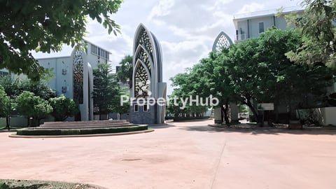 House for sale in Borey premium angkor 53000$  yard tittle