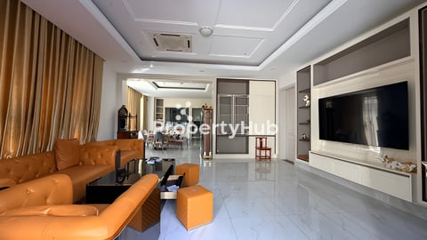 Villa Prince A 6000$/month