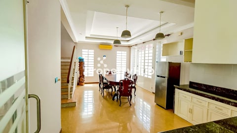 🏠វីឡាទោល លក់បន្ទាន់ខ្លាំង! បុរីហ្គ្រេនភ្នំពេញ ជិត Aeon2 ( H-15363)