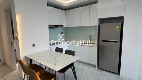 Beautiful 2 Bedroom Condo for Sale in BKK1