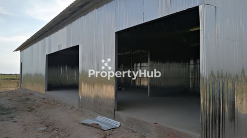 ដីនិងឃ្លាំងលក់នៅសៀមរាប