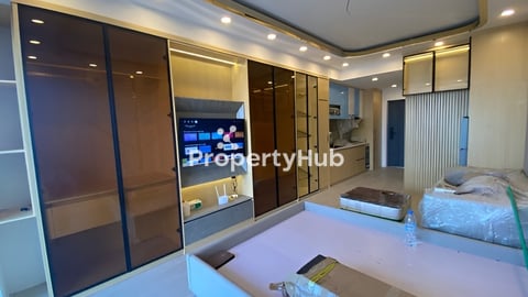 លក់បន្ទាន់