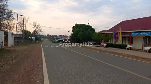 ដីលក់ជាប់វិទ្យាល័យ សែនជ័យ អូរស្វាយ