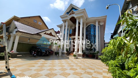 Villa for rent and sale