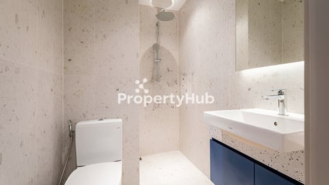 Urgent sale 2 bedrooms available for sale at Time Square 5