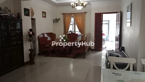 The small villa 9mx 13m for sale at "Pochentong "