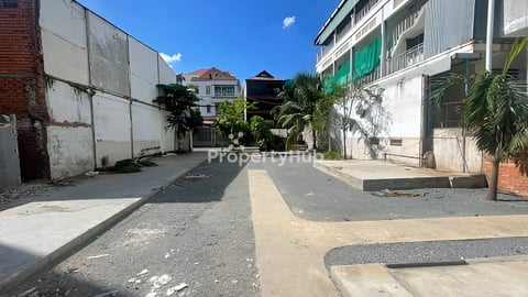 ដីលក់បន្ទាន់ នៅទួលទំពូង