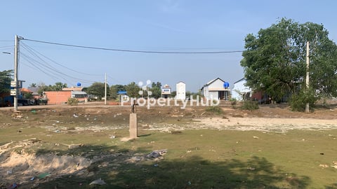 ដីជិតផ្សារក្នុងខេត្តសៀមរាប