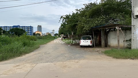 ដីកែងផ្លូវ3លក់ សង្កាត់ភ្នំពេញថ្មី សែនសុខ​ ភ្នំពេញ