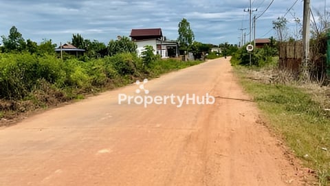 ដីស្អាតតំម្លៃក្រោមទីផ្សា ក្បាល9m X 35m ជាប់ផ្លូវរដ្ឋ