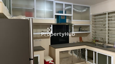 ផ្ទះជួល ១ល្វែង មាន៤បន្ទប់