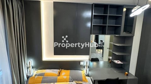 1-BR Condo for Rent at The Park Land TK