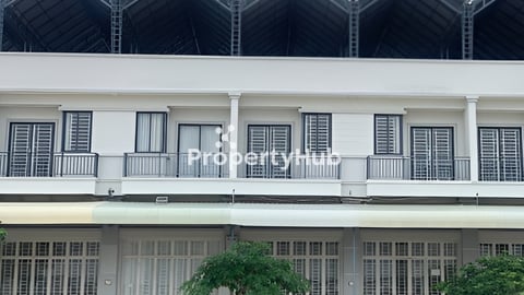 ផ្ទះអាជីវកម្មលក់បន្ទាន