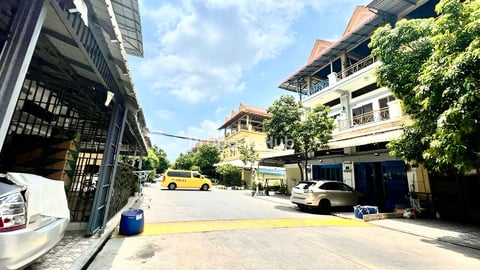 ✅ផ្ទះអាជីវកម្ម សម្រាប់ជួល នៅបុរីពិភពថ្មីឈូកមាស (Code: 00092