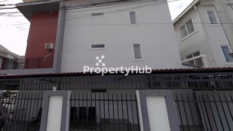 ផ្ទះបុរី ថៃឈុនគ្រី