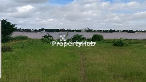 ដីមាត់ទន្លេកោះដាច់