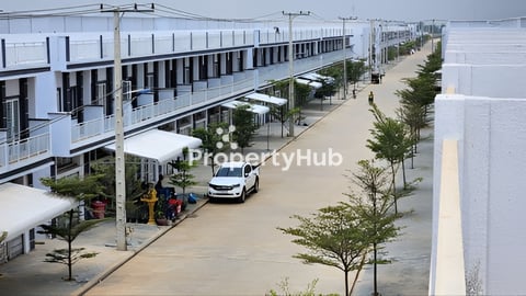 (មានប្លង់រឹង) ផ្ទះកែងផ្លូវ លក់ប្រញាប់ 36500$ (ផ្លូវ ១០ម៉ែត្រកែងផ្លូវ ៨ម៉ែត្រ) 4,1m x 13m