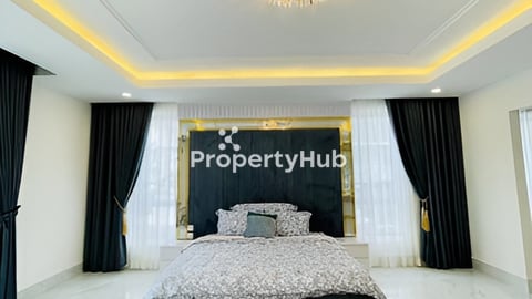 វីឡាព្រីនសម្រាប់លក់ នៅបុរីប៉េងហួតបឹងស្នោរ