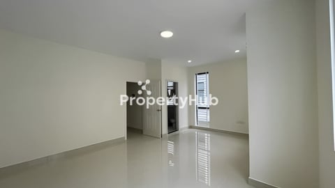 វីឡាភ្លោះលក់បន្ទាន់