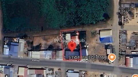 Land & 5 Shophouses for Sales at Road 40M Wat Phneat