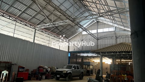 ឃ្លាំងជួល កណ្ដាលស្ទឹង កណ្ដាល ផ្លូវ105