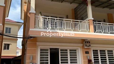 ផ្ទះវីឡាកូនកាត់ខ្មែរចំហៀង សម្រាប់លក់ USD 85 000 (Free កាត់ប្លង់រឹង)