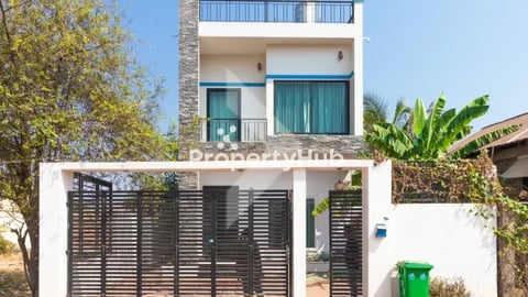 3BR-Villa for Rent in Svay Dangkum area