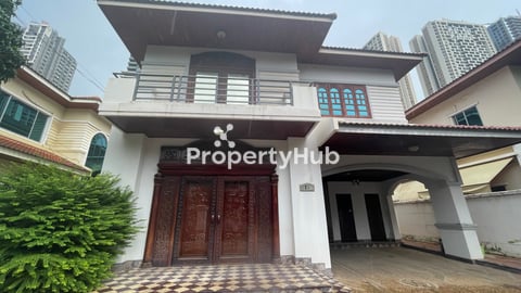 4 Bedroom Villa for Rent in Borey Chamkamorn