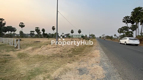 ដីលក់ ក្បាលដីជាប់ផ្លូវកៅស៊ូ 56ម