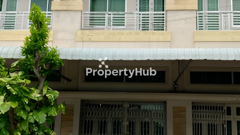 URGENT - Shop House for SALE - near Phnom Penh Pochentong International Airport