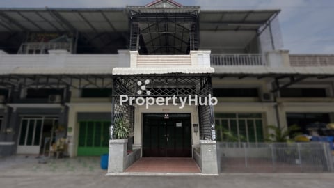 Flat House for Sale in Por Senchey