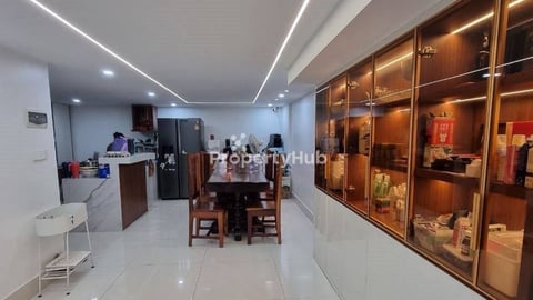 Shophouse For Sale  In Beong KK1