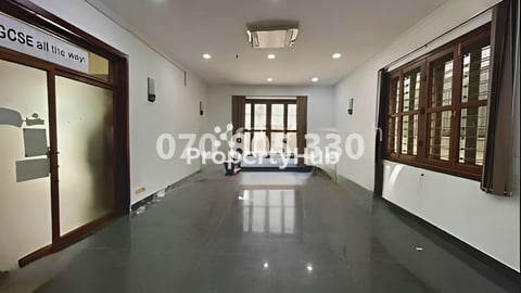 ហាងសំរាប់ជួលបឹងត្របែក  /  Shop for rent Boeng Trabaek