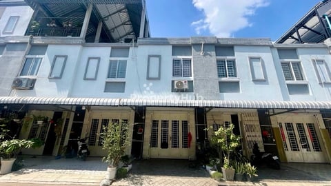 💥ផ្ទះល្វែង លក់បន្ទាន់ខ្លាំង! តម្លៃក្រោមទីផ្សារខ្លាំង នៅម្តុំផ្សារទួលពង្រ (Code: