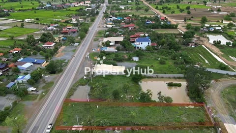 ដីលក់បន្ទាន់នៅជាប់ផ្លូវជាតិលេខ4