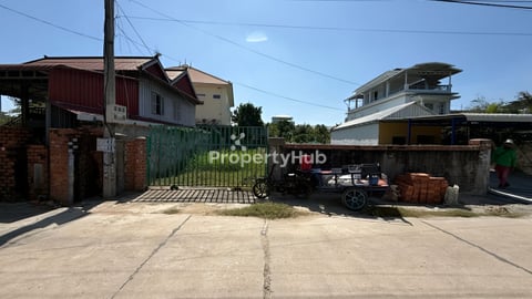 ដីលក់នៅជិតបុរីElite Parkក្រាំងធ្នង់