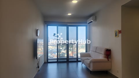 어반빌리지 3배드룸 매매 합니다