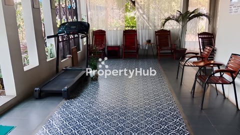 ហាងសំរាប់ជួលឫសេង