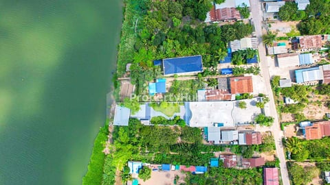 ផ្ទះលំហែរ បែបទំនើប ថ្មីស្រឡាង