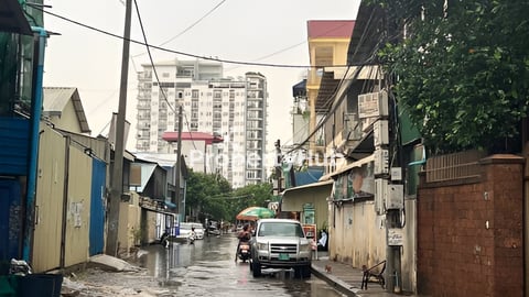 ដីតាមផ្លូវហ្នឹងដូចគ្នា ទំហំដូចគ្នាគេលក់ $900,000 ខ្ញុំលក់តែ $620,000 ប៉ុណ្ណោះ