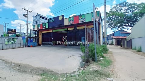 ផ្ទះលក់បន្ទាន់តាមបណ្តោយផ្លូវជាតិលេខ៣