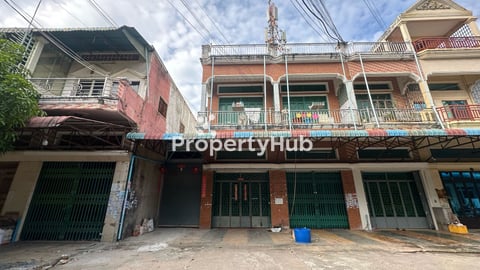 Special Price 4 Bedroom House For Sale at Sen Sok