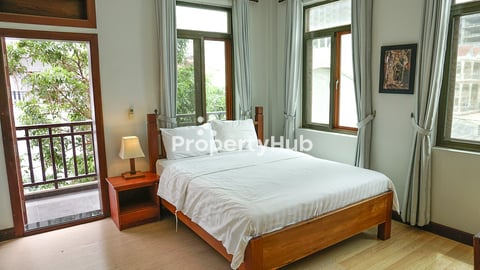 Spacious 2-Bedroom Apartment with Balcony | 78 sqm | Toul Tompong, Phnom Penh