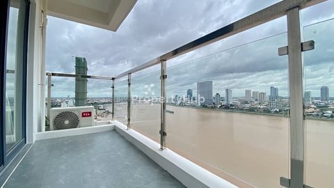 Yuetai condo 1bedroom for resale 110,000$  Negotiable