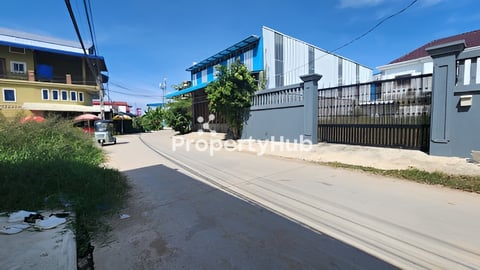 ឃ្លាំងលក់