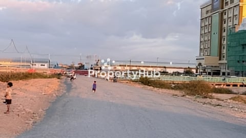 ដែលមានសក្តានុពុលខ្លំាងត្រូវសំដីសម្តេចបតី ហ៊ុន ម៉ាណែតរីកចំរើនប៉ែកខាងត្បូងព្រលានថ្មី