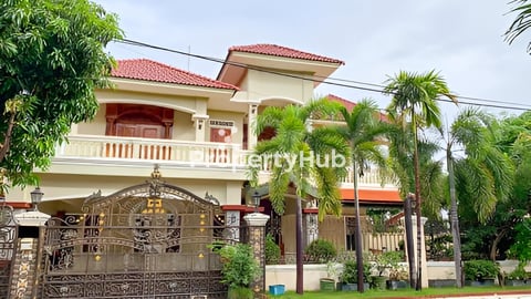 វីឡាទោល ដីធំ សម្រាប់លក់!!