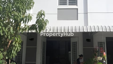 ផ្ទះលក់ (បុរីពិភពថ្មីឈូកវ៉ា២)