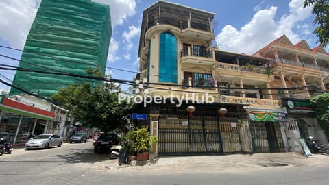 Corner Shophouse For Sale close to Russian Market